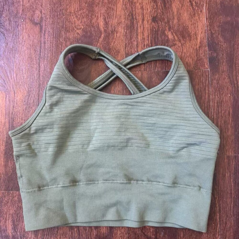 Alphalete Dusty Green Vault Bra Medium